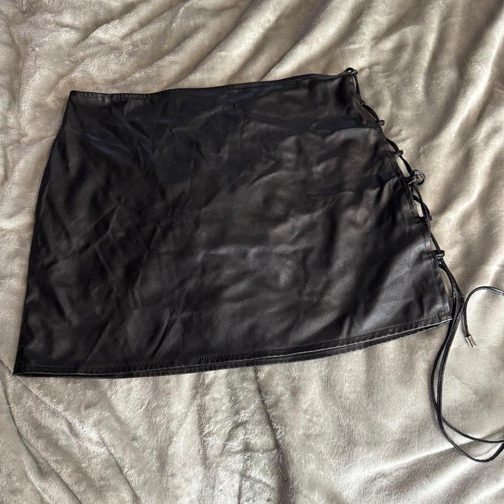 Y2K Grunge Black Faux Leather Goth Lace-Up Skirt
